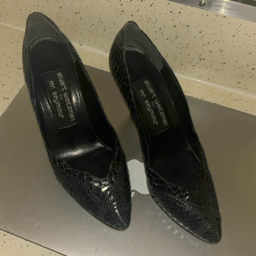 STUART WEITZMAN - Picture 10 of 11
